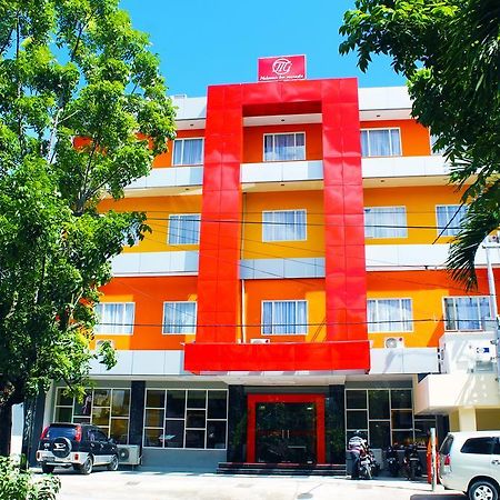 Maleosan Inn Manado Hotel מראה חיצוני תמונה