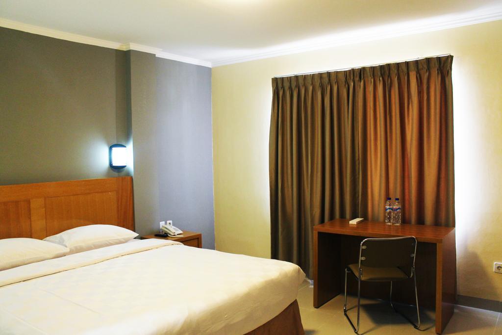 Maleosan Inn Manado Hotel מראה חיצוני תמונה